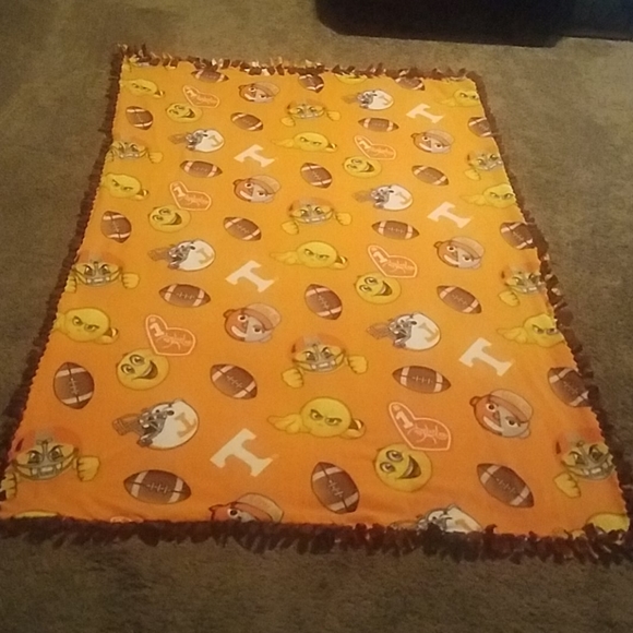Christmas gift New Tennessee volt's blanket - Picture 3 of 9